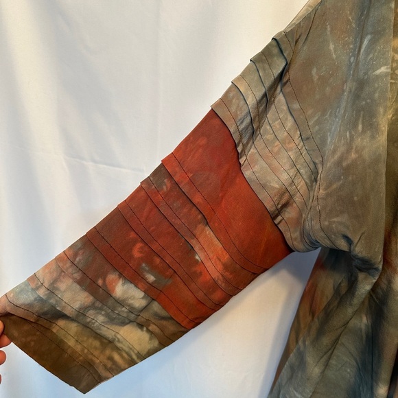 Hulda Bridgeman Size Large Wearable Art Handmade Silk Hand Dyed Pleated Cardigan - Picture 2 of 8